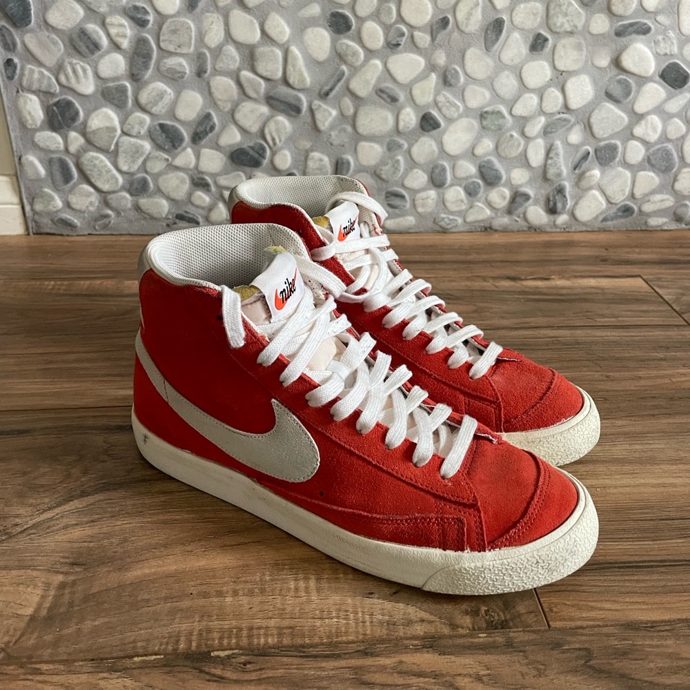 Nike Blazer Mid - 9.5 Men